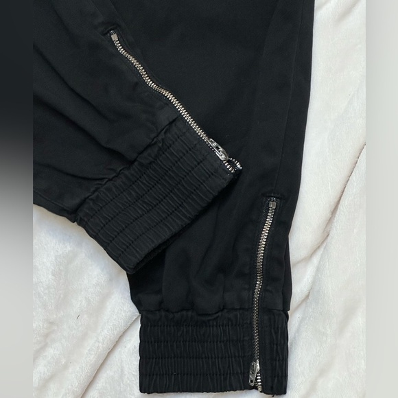 J Brand Jogger Pants Elastic Cuffs Zipper Fly & Button Close Ankle Zipper Black - Picture 9 of 11